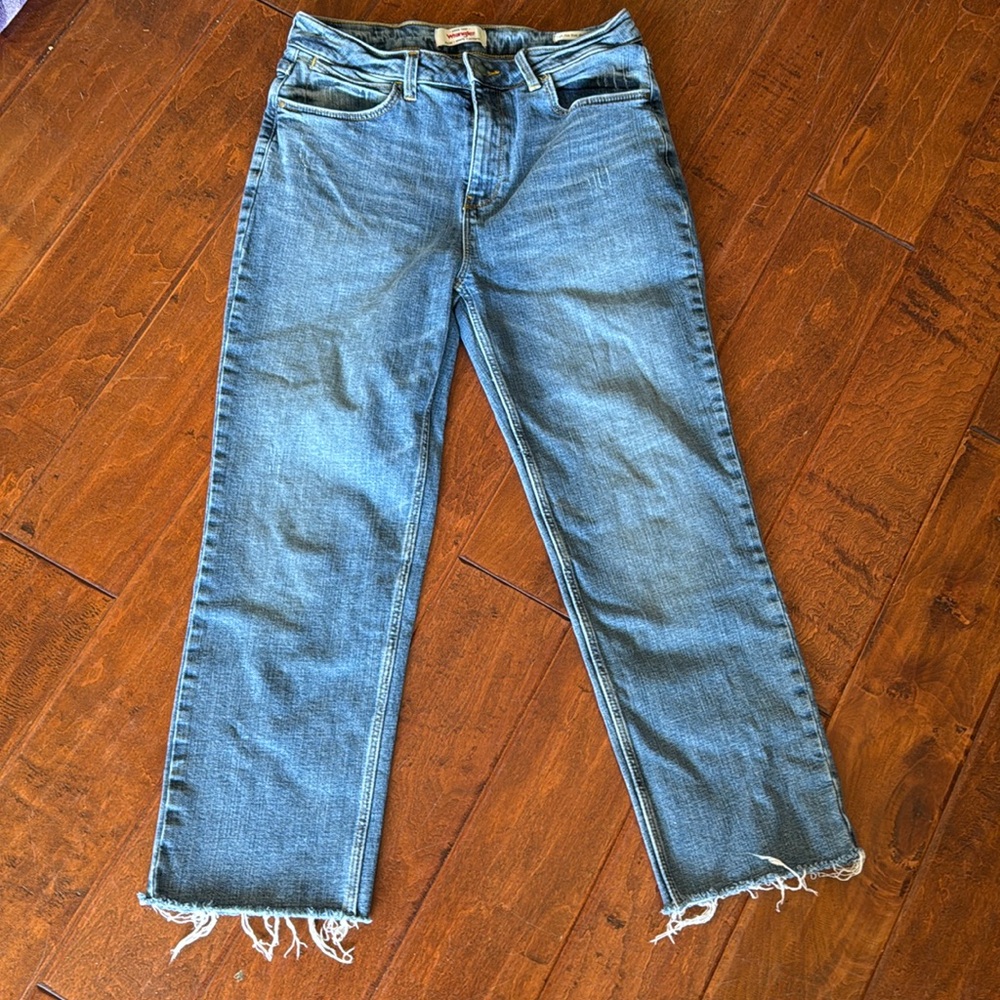 Women’s cropped jeans